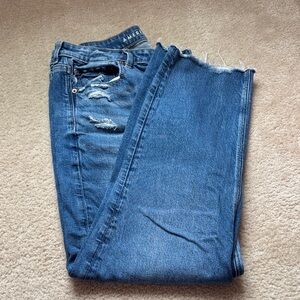 American Eagle Mom Jeans Size 16